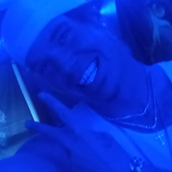 Whatsup world I'm aj I'm an artist of sorts and totally dig being unique - Picture 4 of 7